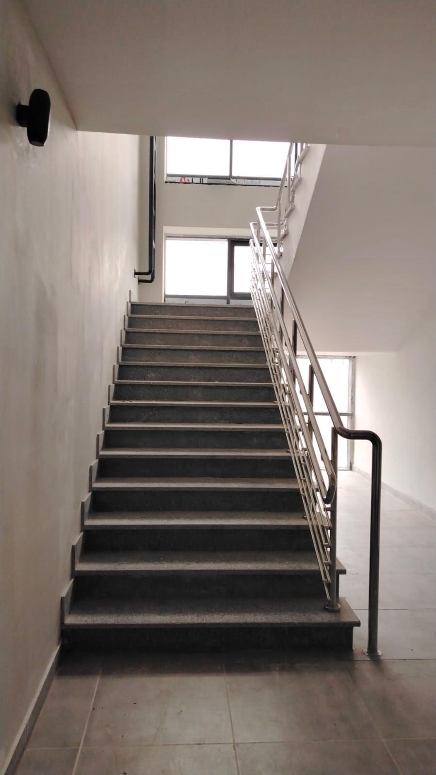 DAVAM EDƏN PROJELƏR